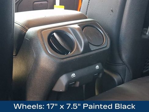Used 2025 Jeep Gladiator Sport AWD/4WD image 22