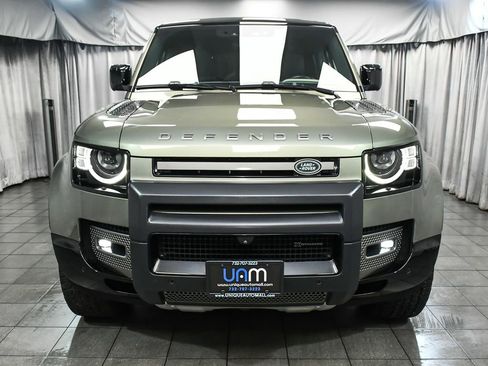 Used 2023 Land Rover Defender 110 X-Dynamic SE image 2