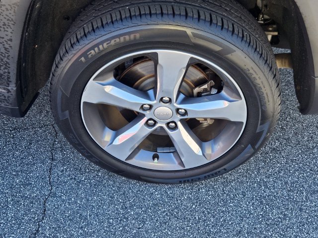 Used 2021 Jeep Grand Cherokee L Limited RWD image 11