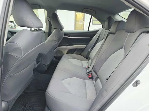 Used 2021 Toyota Camry LE FWD image 9