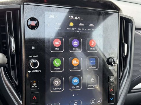 Used 2025 Subaru Forester Premium image 27