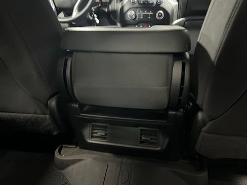 Used 2022 Chevrolet Silverado 2500 LT AWD/4WD image 16