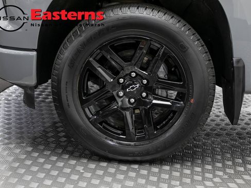 Used 2024 Chevrolet Silverado 1500 Custom AWD/4WD image 32