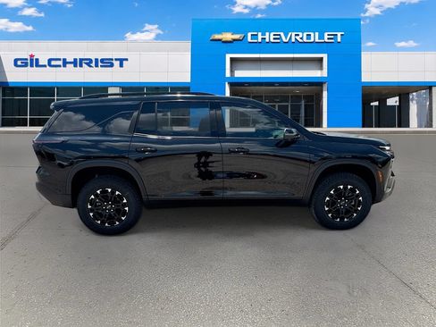 New 2027 Chevrolet Traverse Z71 w/ Driver Confidence Package AWD/4WD image 9