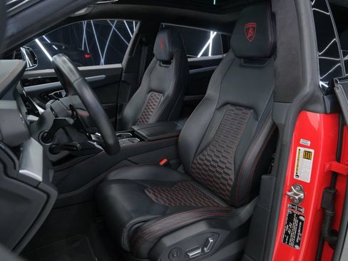 Used 2021 Lamborghini Urus AWD/4WD image 22