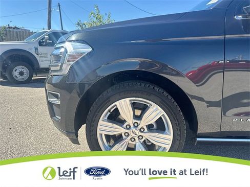 Certified 2023 Ford Expedition Platinum image 23