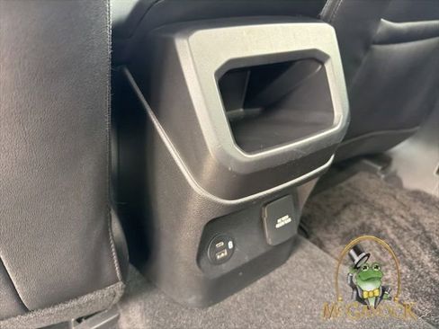 Used 2025 Ford Ranger Lariat w/ Black Appearance Package AWD/4WD image 17