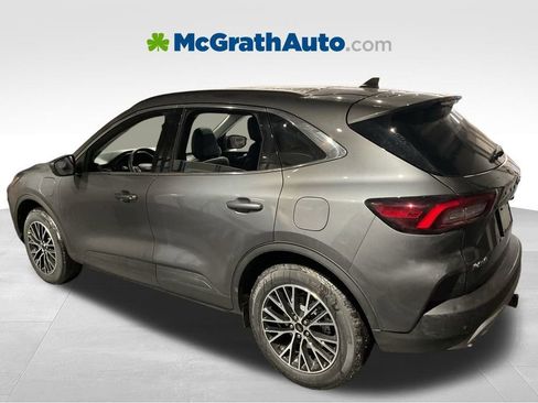 New 2026 Ford Escape SE w/ Class II Trailer Tow Package image 5