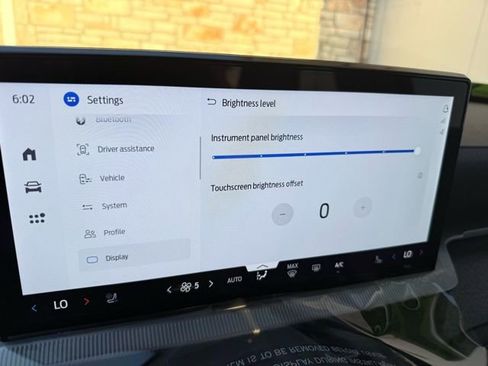 Used 2026 Ford Explorer Platinum w/ LUX Leather Package image 37