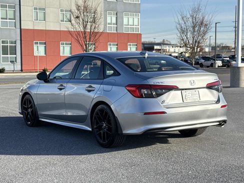 Used 2023 Honda Civic Sport image 25