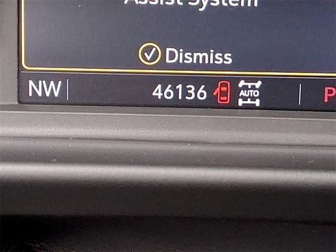 Used 2021 Chevrolet Tahoe RST w/ Luxury Package image 20