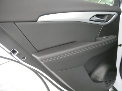 New 2026 Buick Envision Avenir image 15