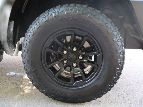 Used 2017 RAM 1500 Rebel w/ Luxury Group AWD/4WD image 44