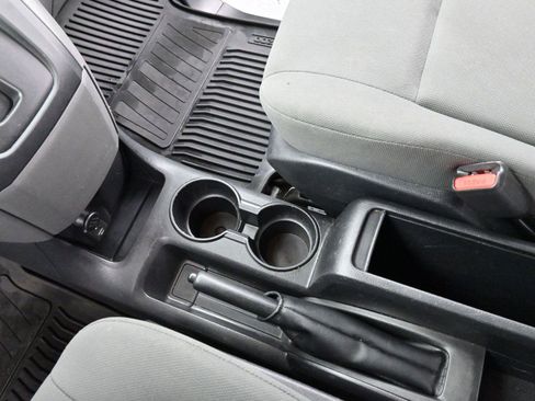 Used 2019 Nissan NV200 S image 23