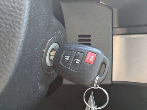 Used 2019 Toyota Tacoma SR5 image 33