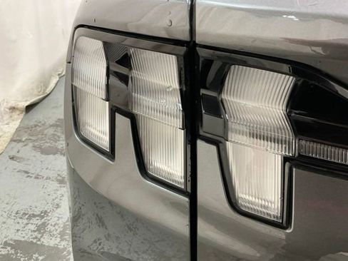 Used 2021 Ford Mustang Mach-E Premium image 6