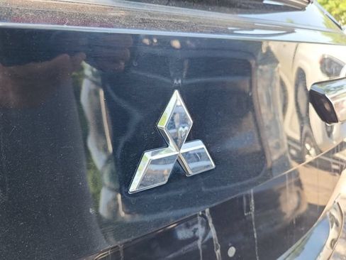 Used 2025 Mitsubishi Outlander SE AWD/4WD image 23