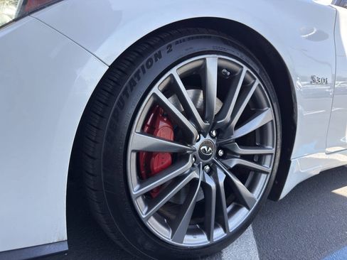 Used 2018 INFINITI Q50 Red Sport 400 w/ Sensory Package (Sport) RWD image 27