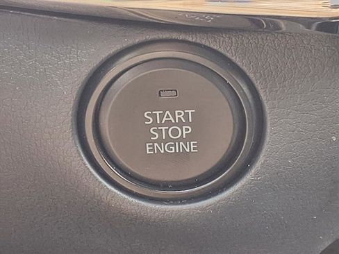 Certified 2025 MAZDA CX-30 AWD 2.5 S w/ Preferred Package image 22