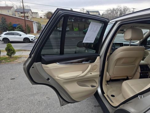 Used 2015 BMW X5 xDrive35i image 12