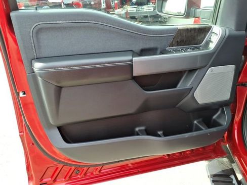 Used 2024 Ford F250 Lariat w/ FX4 Off-Road Package image 22