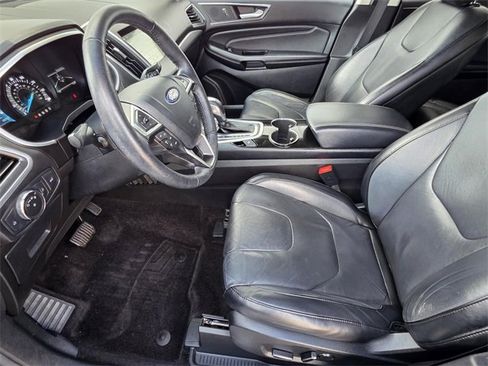 Used 2016 Ford Edge Titanium w/ Technology Package image 6