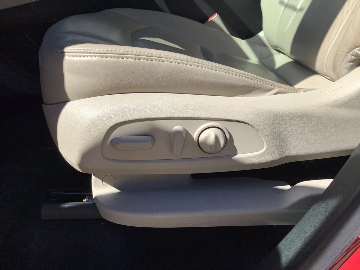 Used 2018 Buick Enclave Premium w/ Experience Buick Package AWD/4WD image 28