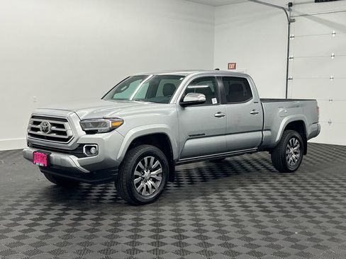 Used 2023 Toyota Tacoma Limited image 1
