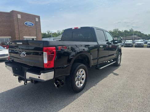 Used 2017 Ford F250 Lariat w/ Chrome Package AWD/4WD image 9