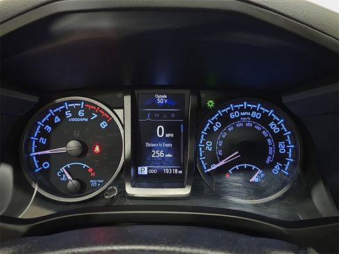 Used 2021 Toyota Tacoma TRD Sport image 21