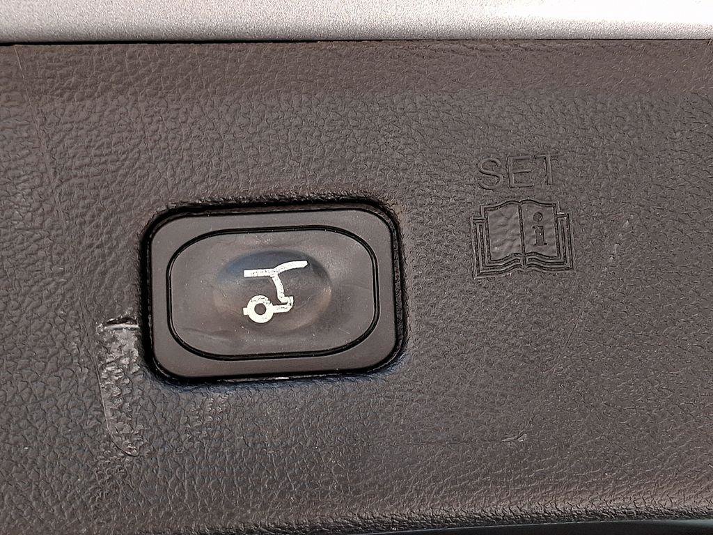 Used 2024 Ford Edge Titanium AWD/4WD image 31