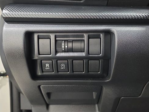 Used 2023 Subaru Crosstrek 2.0i image 25