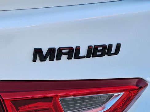 Used 2020 Chevrolet Malibu RS FWD image 16