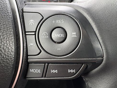 Used 2025 Toyota Corolla SE FWD image 17
