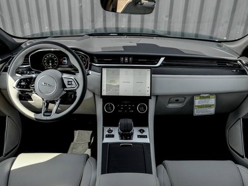 New 2026 Jaguar F-PACE R-Dynamic S image 20