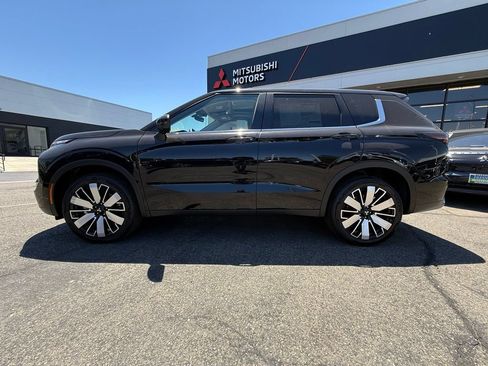 New 2026 Mitsubishi Outlander SE FWD image 7
