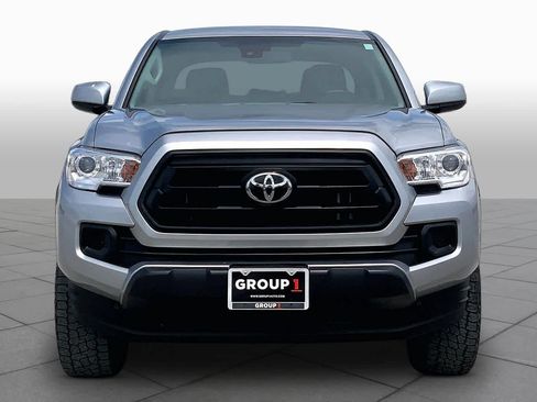 Used 2023 Toyota Tacoma SR AWD/4WD image 4
