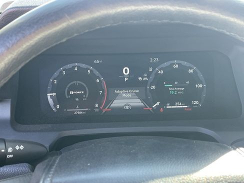 Used 2024 Toyota Tacoma TRD Off-Road image 8