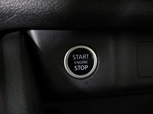 Used 2023 Nissan Rogue SV AWD/4WD image 37