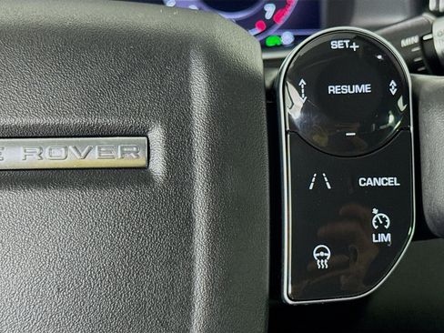 Used 2020 Land Rover Range Rover Evoque SE image 14