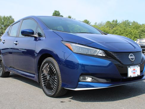 Used 2024 Nissan Leaf SV Plus FWD image 4