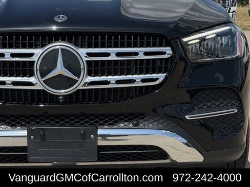 Used 2024 Mercedes-Benz GLE 450e 4MATIC image 4