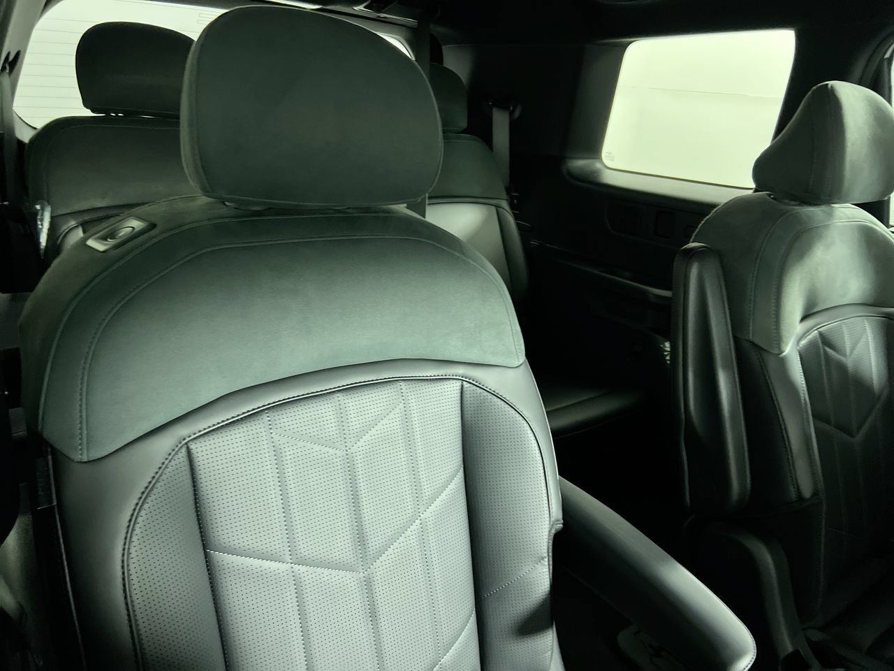 New 2027 Kia Telluride SX Prestige X-Pro AWD/4WD image 30