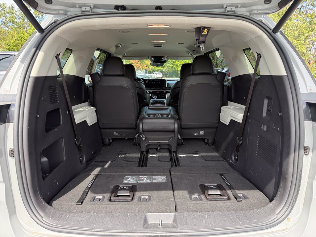 Used 2022 Kia Carnival EX FWD image 31