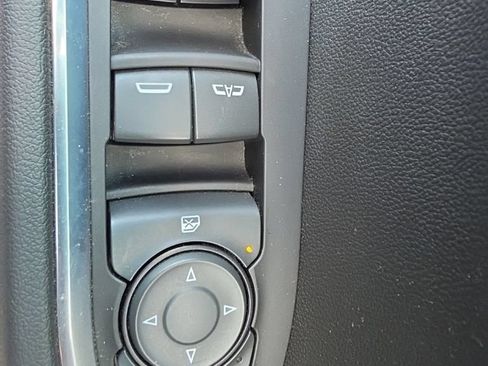 Used 2023 Chevrolet Silverado 1500 RST AWD/4WD image 15