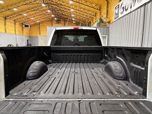 Used 2022 Ford F250 XL w/ Power Equipment Group AWD/4WD image 22