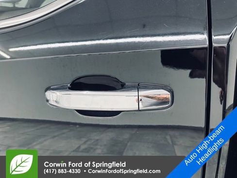 Used 2024 GMC Sierra 1500 SLT image 17