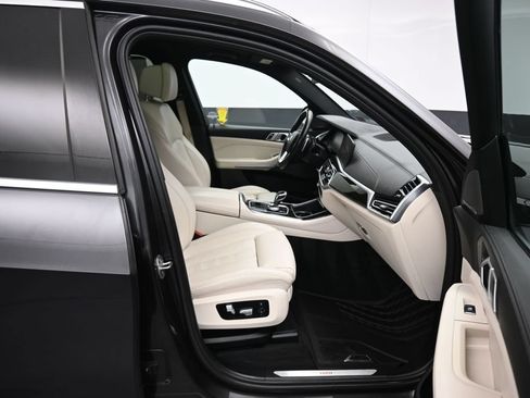 Used 2020 BMW X5 xDrive40i w/ Executive Package AWD/4WD image 48