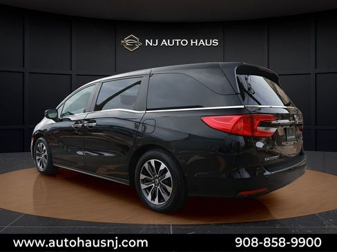 Used 2024 Honda Odyssey EX-L image 6