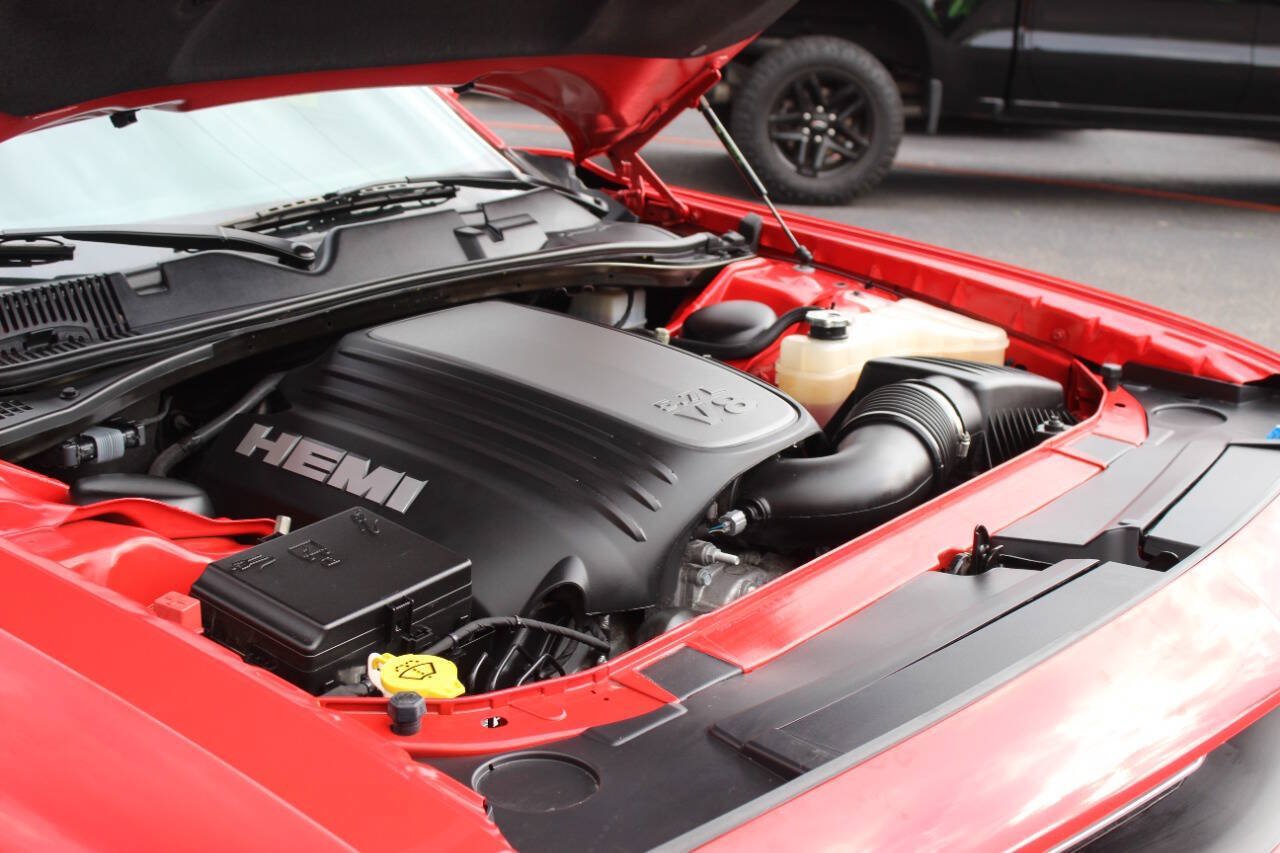 Used 2023 Dodge Challenger R/T w/ Plus Package RWD image 19